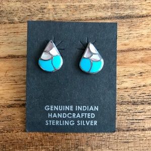 Handcrafted Sterling Silver Earnings ✨